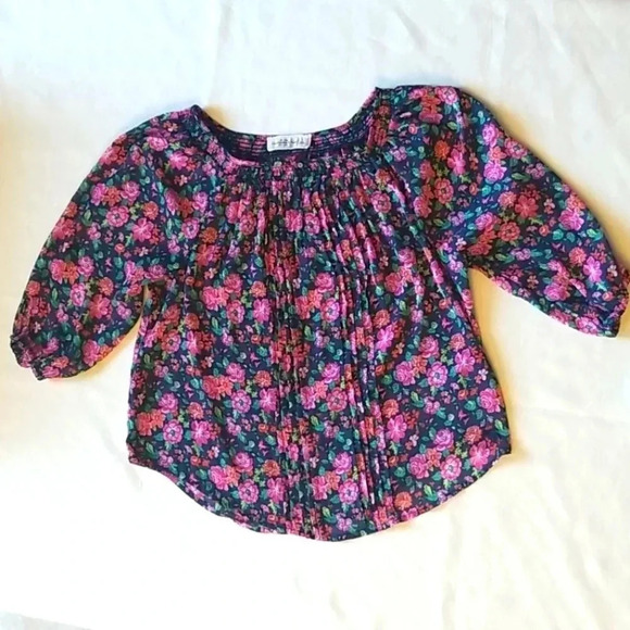 Abercrombie & Fitch Floral sheer ¾ sleeve Top - Picture 1 of 4